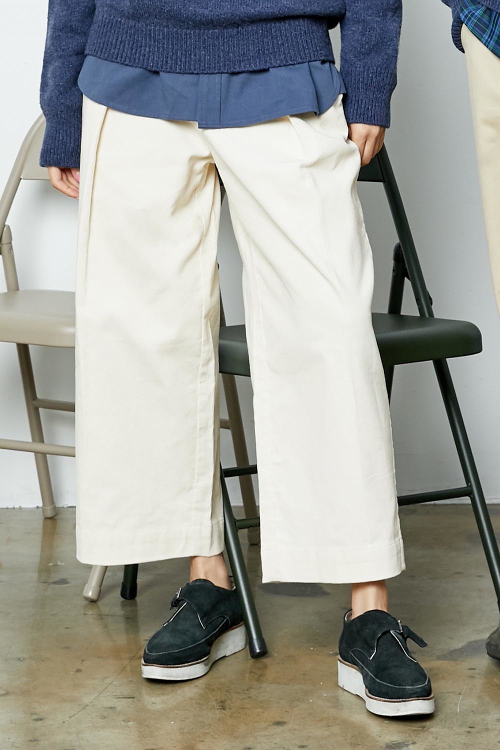 DEEP-TUCK TROUSERS_ivory
