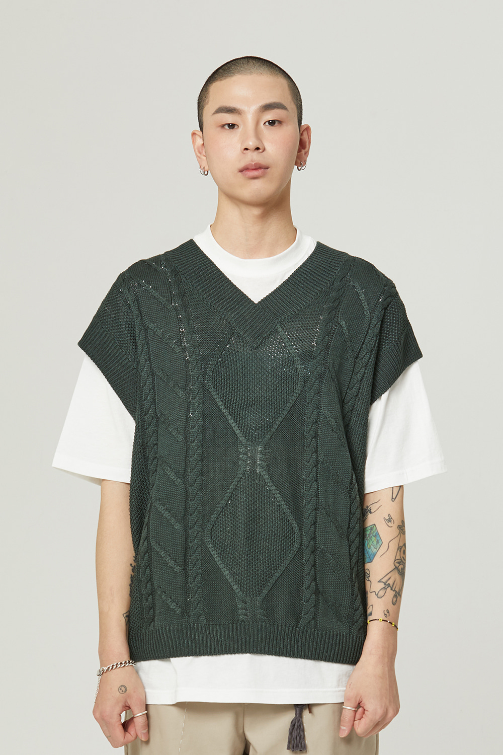 CABLE KNIT VEST_green